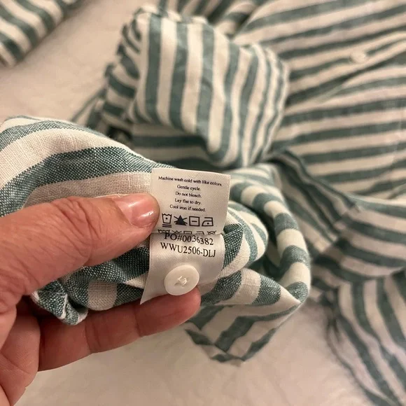 Faherty Laguna Linen relaxed blouse green white stripe L - Picture 11 of 11